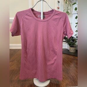ZYIA Active Poppy Chevron Print Short Sleeve Seamless Tee - Size XL